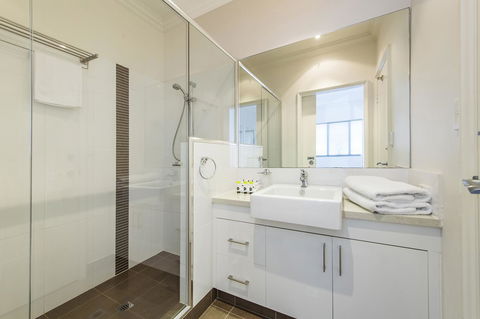 Dolphin Quay Apartments - Holiday Byron Bay 40
