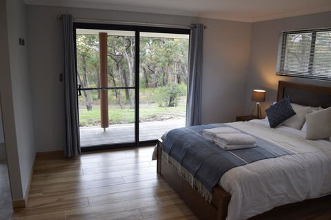 Eagle Bay House - Holiday Byron Bay 26