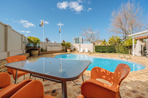 Canning Bridge Auto Lodge - Holiday Byron Bay 15