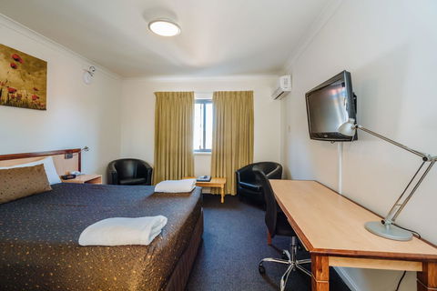 Canning Bridge Auto Lodge - Holiday Byron Bay 27