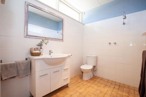 EUCLA MOTOR HOTEL - Holiday Byron Bay 13