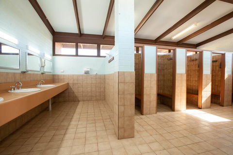 EUCLA MOTOR HOTEL - Holiday Byron Bay 8