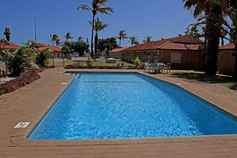 Hospitality Carnarvon, SureStay Collection By Best Western - Holiday Byron Bay 18
