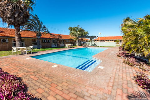 Hospitality Carnarvon, SureStay Collection By Best Western - Holiday Byron Bay 6