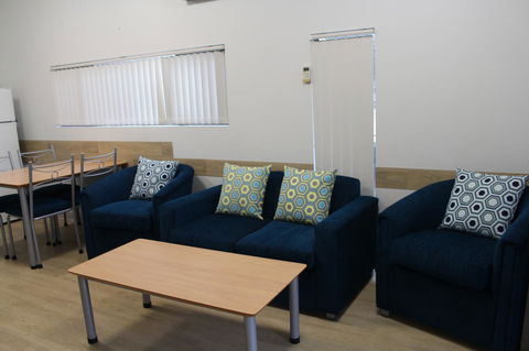 Mandurah Ocean Marina Chalets - Holiday Byron Bay 7