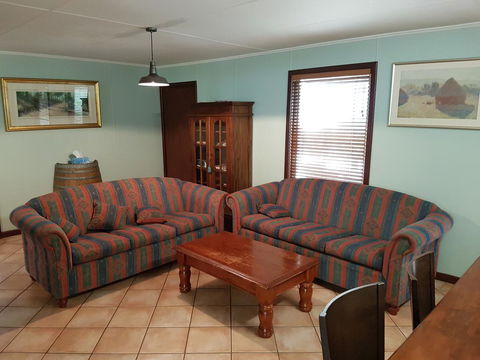 Eagle Bay Discovery - Holiday Byron Bay 9