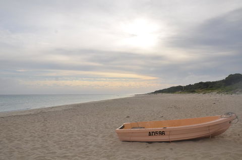 Eagle Bay Discovery - Holiday Byron Bay 1