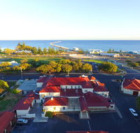 Esplanade Hotel Busselton - Holiday Byron Bay