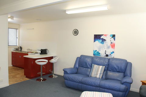 Old Pier Apartments - Holiday Byron Bay 8