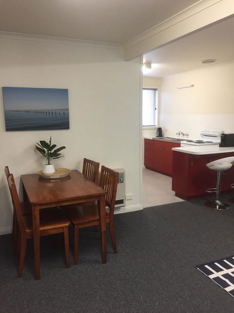 Old Pier Apartments - Holiday Byron Bay 5