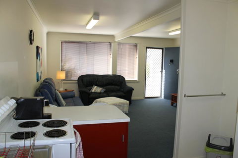 Old Pier Apartments - Holiday Byron Bay 6
