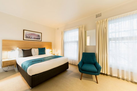 Customs House Hotel - Holiday Byron Bay 11