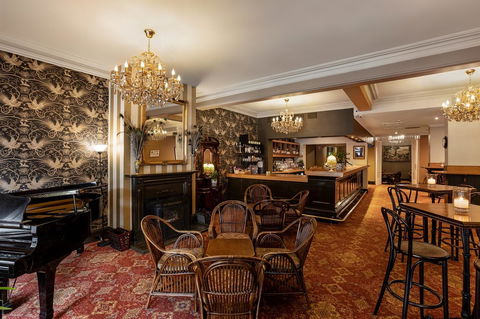Hadley\'s Orient Hotel - Holiday Byron Bay 14