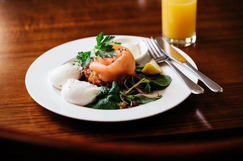 Hadley\'s Orient Hotel - Holiday Byron Bay 4
