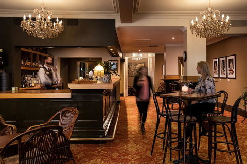 Hadley\'s Orient Hotel - Holiday Byron Bay 15
