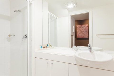 The Henry Jones Art Hotel - Holiday Byron Bay 36