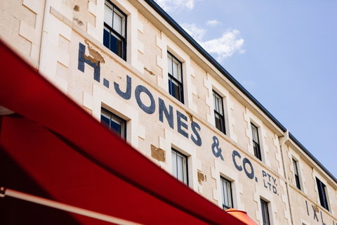 The Henry Jones Art Hotel - Holiday Byron Bay 0