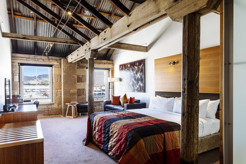 The Henry Jones Art Hotel - Holiday Byron Bay 3