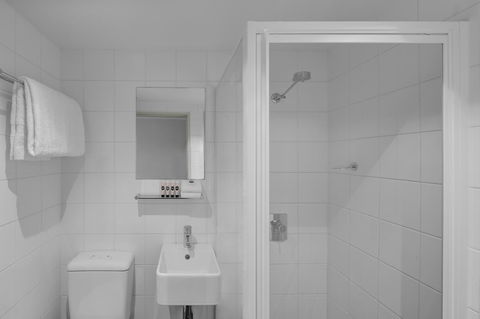 Travelodge Hotel Hobart - Holiday Byron Bay 8