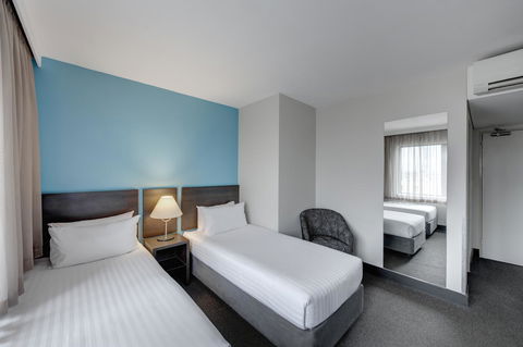 Travelodge Hotel Hobart - Holiday Byron Bay 11