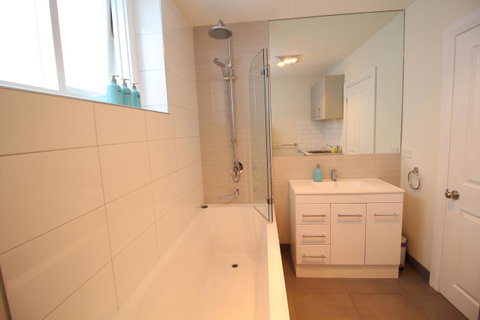 Trinity Hill Apartments - Holiday Byron Bay 22