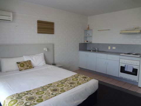Adina Place Motel Apartments - Holiday Byron Bay 32
