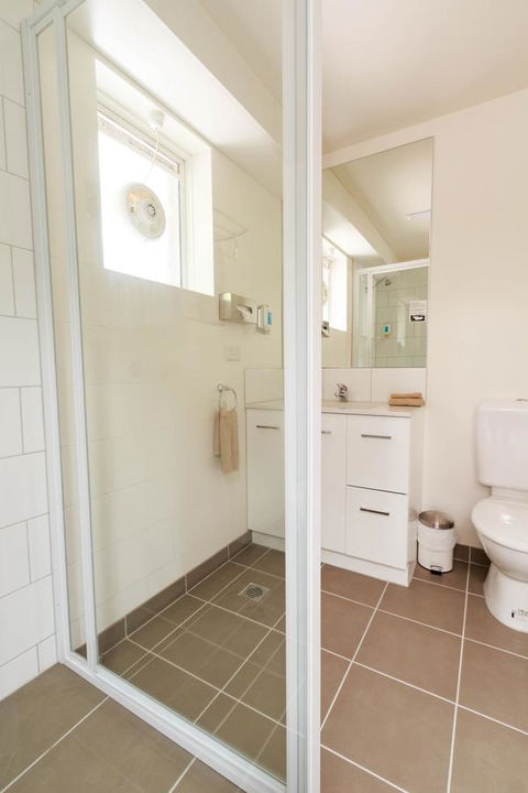 Adina Place Motel Apartments - Holiday Byron Bay 3