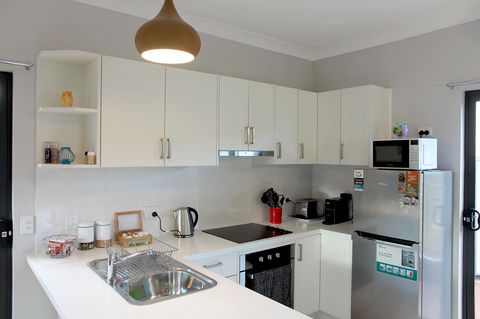 Kingston Beach-House Retreat - Holiday Byron Bay 9