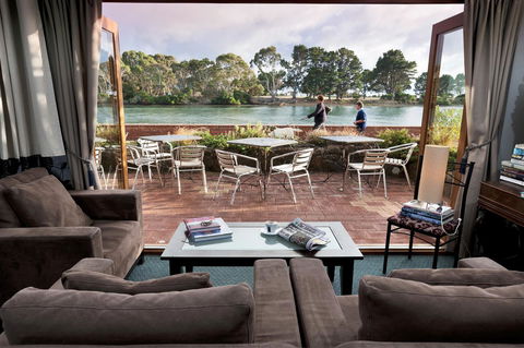 The Waterfront Wynyard - Holiday Byron Bay 8