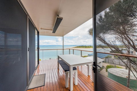 Cocktails With A View - Holiday Byron Bay 15
