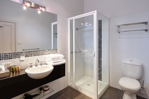 Auldington Hotel - Holiday Byron Bay 7