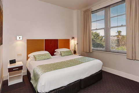 Auldington Hotel - Holiday Byron Bay 8