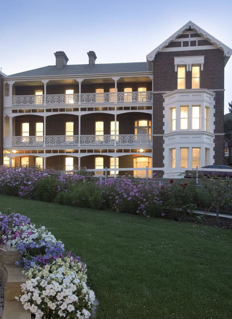Auldington Hotel - Holiday Byron Bay 11