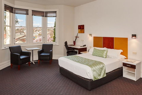 Auldington Hotel - Holiday Byron Bay 3