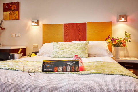 Auldington Hotel - Holiday Byron Bay 2