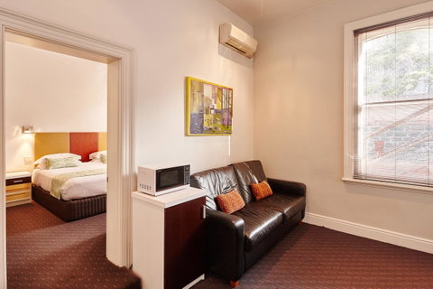 Auldington Hotel - Holiday Byron Bay 16