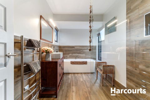 The WeareHouse In Deloraine - Holiday Byron Bay 14