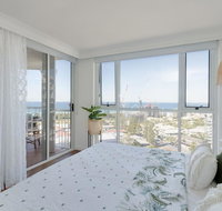 NEW Beautiful 1 Bedroom Beach Views Broadbeach - Holiday Byron Bay