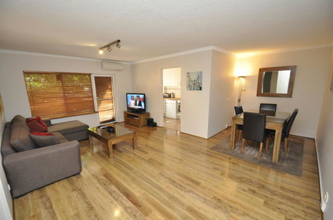 North Ryde Self-Contained One-Bedroom Apartment (7KHRT) - Holiday Byron Bay 0
