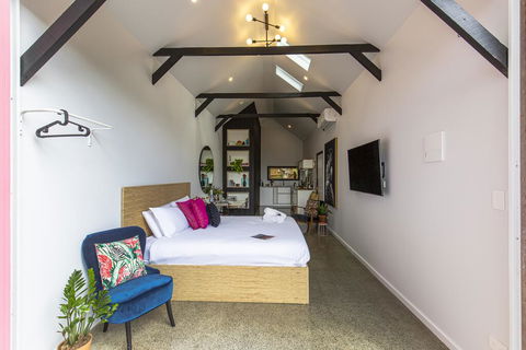 Nowra Studio Barn - Holiday Byron Bay 2