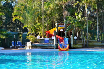 NRMA Ocean Beach Holiday Resort with Holiday Byron Bay