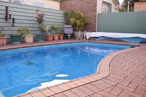 Oasis Motor Inn - Holiday Byron Bay 1