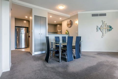 Oasis, Unit 3/5 Laman Street - Holiday Byron Bay 3