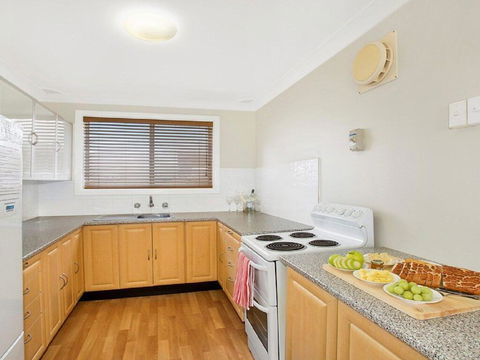 Ocean Blue Apartment Five - Ground Floor Apartment - Holiday Byron Bay 2