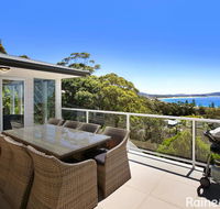 Ocean Breeze - 41 Kurrawyba Avenue Terrigal - Holiday Byron Bay