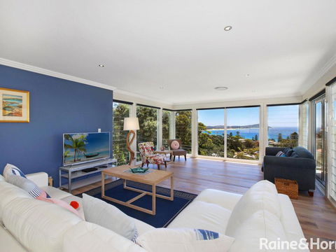 Ocean Breeze - 41 Kurrawyba Avenue, Terrigal - Holiday Byron Bay 2