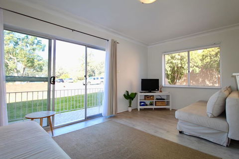 Ocean Views - Holiday Byron Bay 0