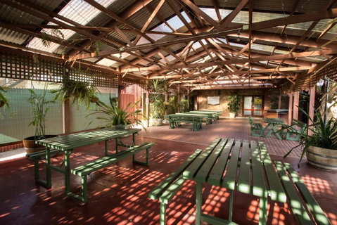 Old Willyama Motor Inn - Holiday Byron Bay 3