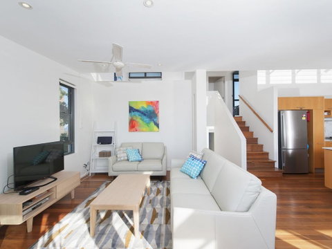 One Mile Cl, One Mile Ridge, Townhouse 12, 26 - Holiday Byron Bay 1