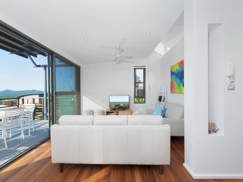 One Mile Cl, One Mile Ridge, Townhouse 12, 26 - Holiday Byron Bay 2